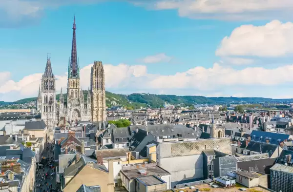 Cathédrale de Rouen avec votre conciergerie Boostar